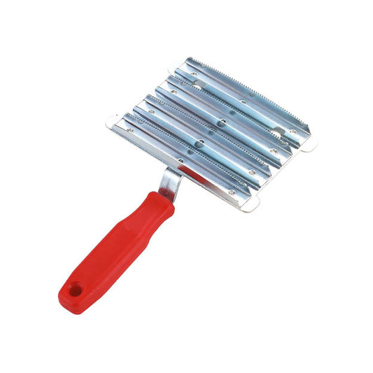 Metallstriegel